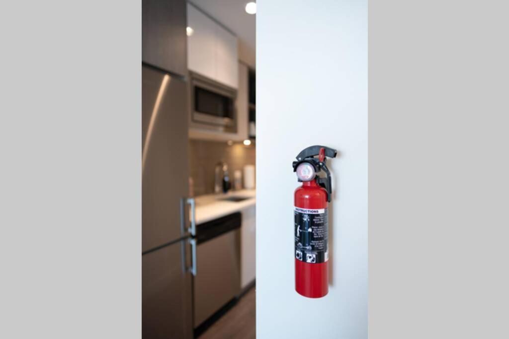 Clean 4Th Floor 1 Bedroom Apt In Old Town China Town Βικτώρια Εξωτερικό φωτογραφία