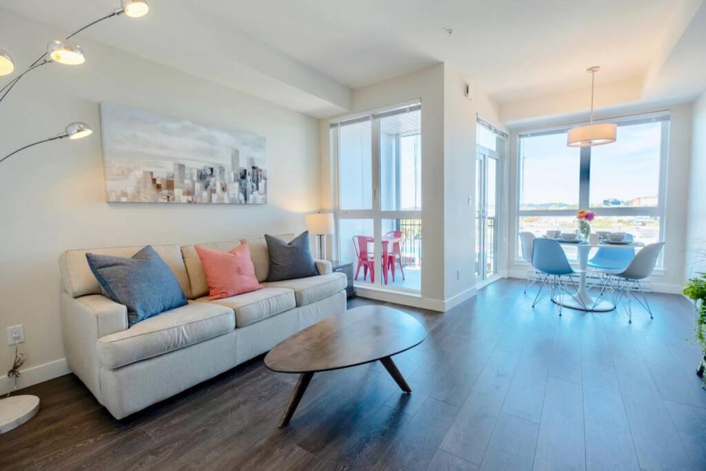 Clean 4Th Floor 1 Bedroom Apt In Old Town China Town Βικτώρια Εξωτερικό φωτογραφία
